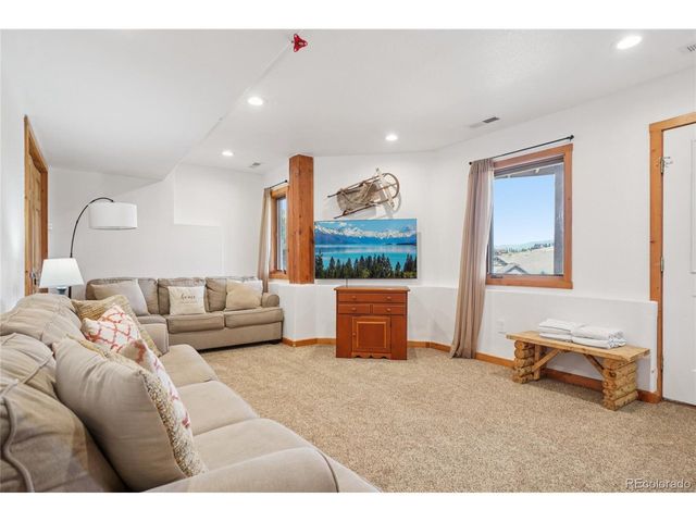 108 Hummingbird Way, Granby, CO 80446