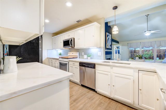 2323 Foundary Drive, Katy, TX 77493