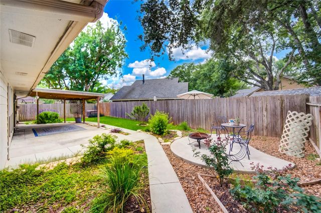2323 Foundary Drive, Katy, TX 77493