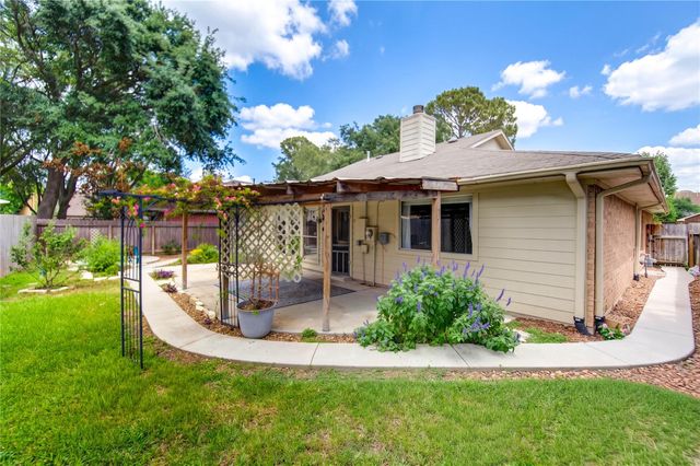 2323 Foundary Drive, Katy, TX 77493