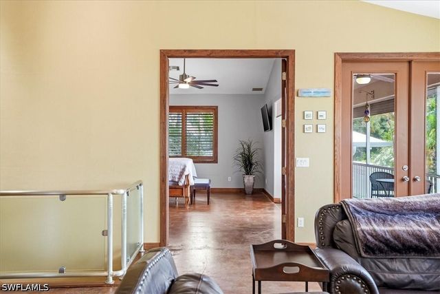 1680 Avion PL, Naples, FL 34104