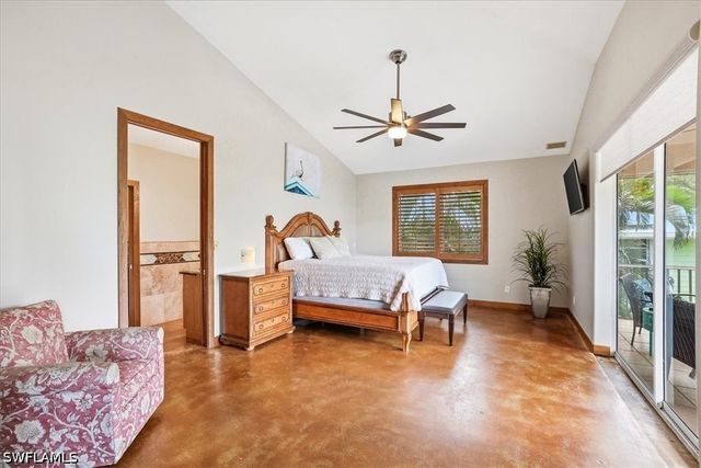 1680 Avion PL, Naples, FL 34104