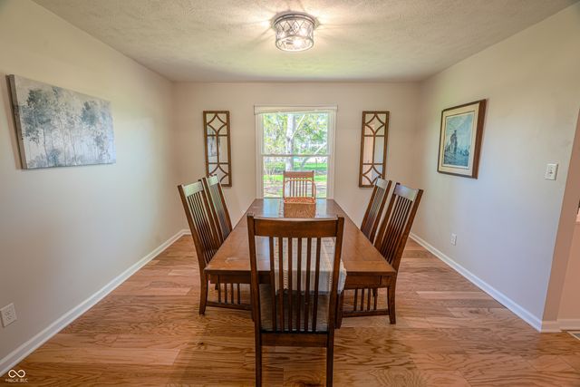 430 Sonhatsett Drive, Westfield, IN 46074