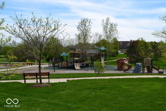 430 Sonhatsett Drive, Westfield, IN 46074