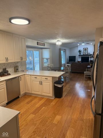 430 Sonhatsett Drive, Westfield, IN 46074