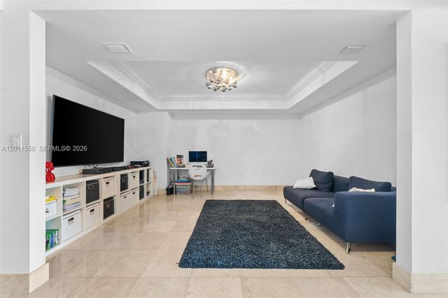 3201 NE 183rd St 1705, Aventura, FL 33160