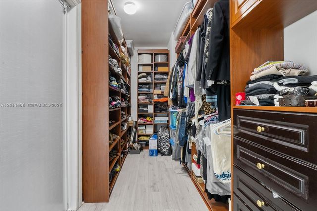 3201 NE 183rd St 1705, Aventura, FL 33160