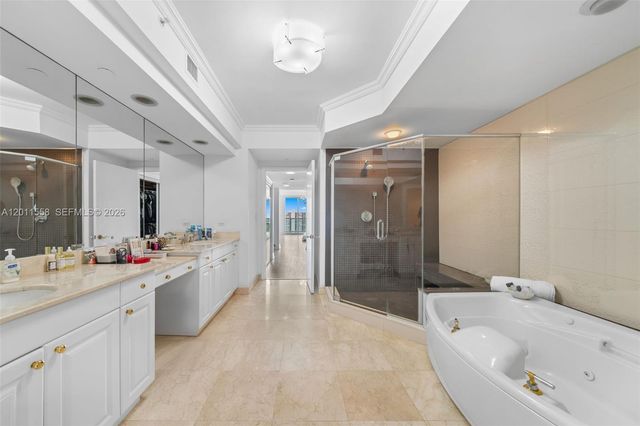 3201 NE 183rd St 1705, Aventura, FL 33160