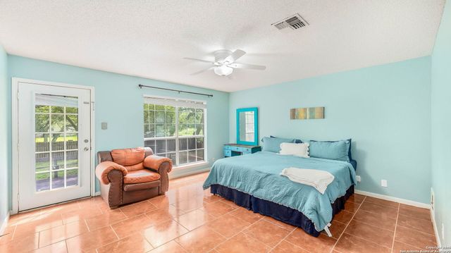 1104 Cardinal, Pleasanton, TX 78064