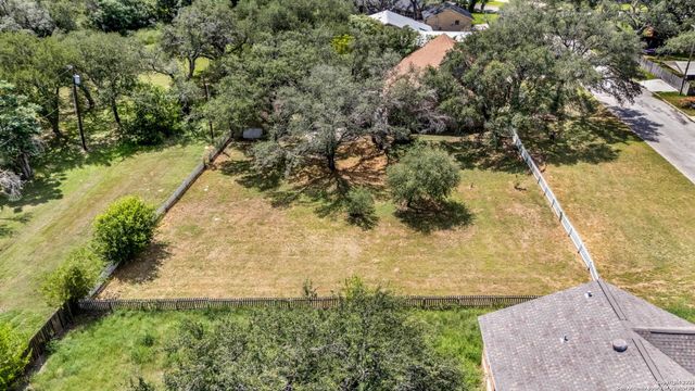 1104 Cardinal, Pleasanton, TX 78064