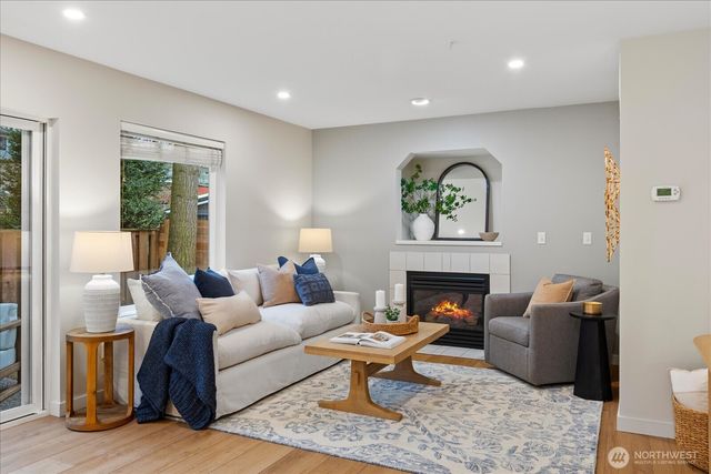 20049 Wallingford Avenue N, Shoreline, WA 98133