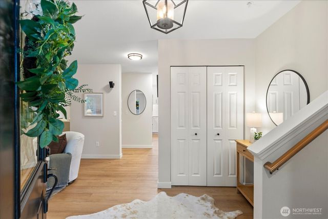 20049 Wallingford Avenue N, Shoreline, WA 98133