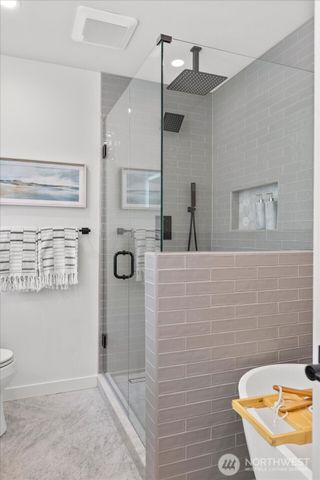 20049 Wallingford Avenue N, Shoreline, WA 98133