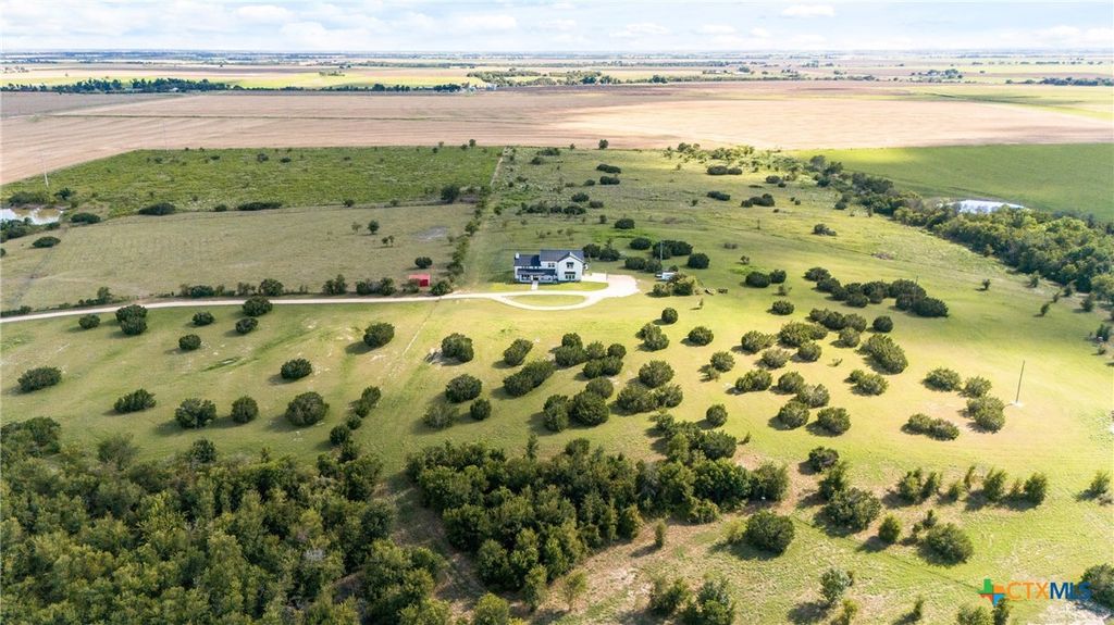 7351 Hackberry Road, Holland, TX 76534