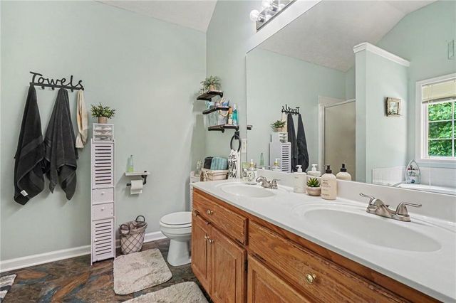 2364 W H Hayes Road, Jefferson, GA 30549