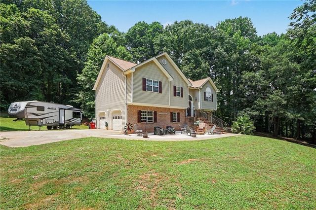 2364 W H Hayes Road, Jefferson, GA 30549