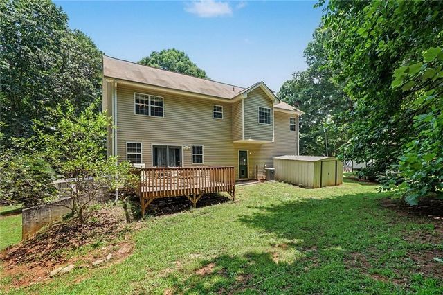 2364 W H Hayes Road, Jefferson, GA 30549