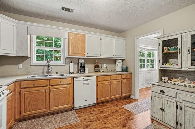 2364 W H Hayes Road, Jefferson, GA 30549