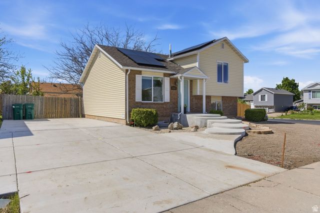 263 W 1675 N, Layton, UT 84041