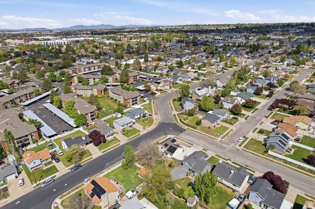 263 W 1675 N, Layton, UT 84041