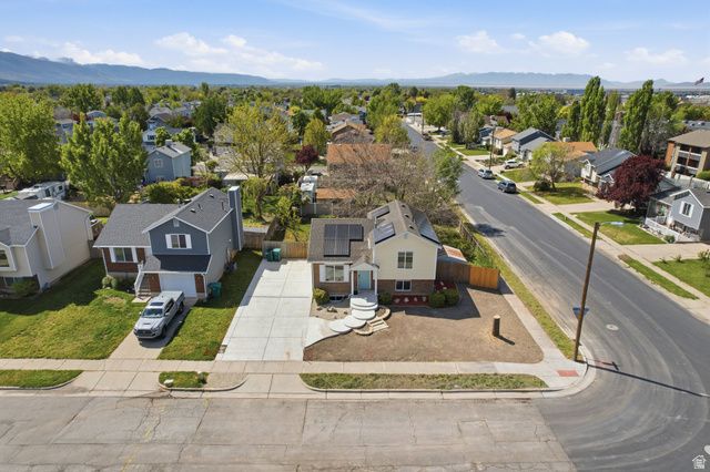 263 W 1675 N, Layton, UT 84041