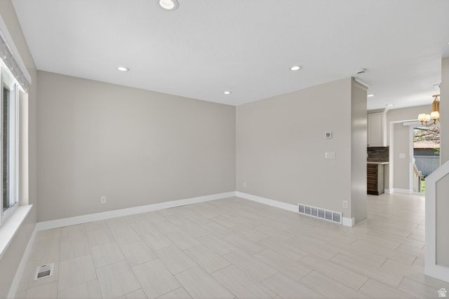 263 W 1675 N, Layton, UT 84041