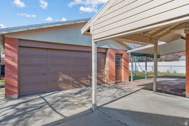 8284 S 745 E, Sandy, UT 84094