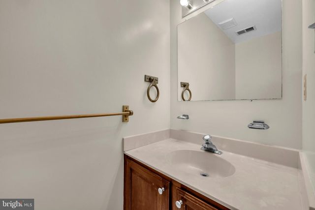 5602 GROUPER CT, Waldorf, MD 20603