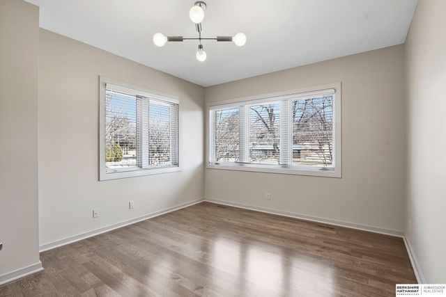 1718 Ridgewood Avenue, Omaha, NE 68124