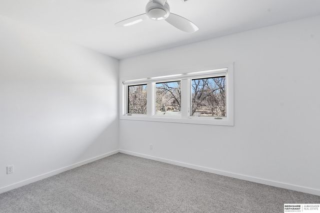 1718 Ridgewood Avenue, Omaha, NE 68124