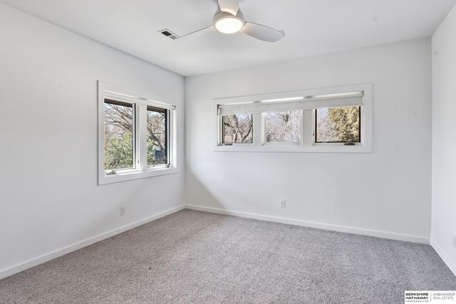 1718 Ridgewood Avenue, Omaha, NE 68124