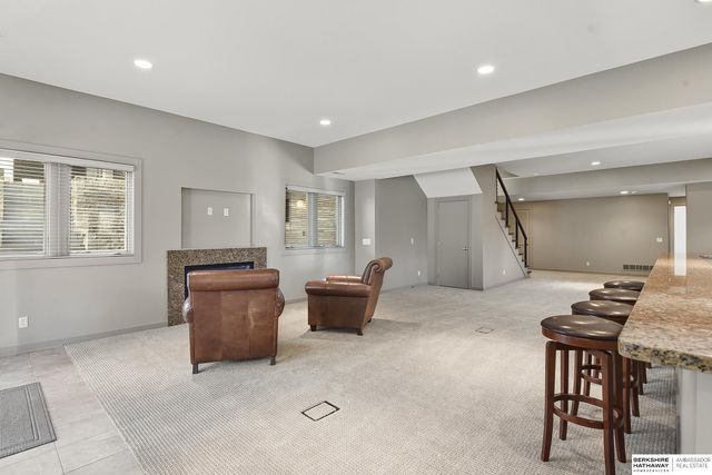 1718 Ridgewood Avenue, Omaha, NE 68124