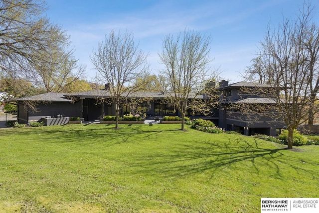1718 Ridgewood Avenue, Omaha, NE 68124