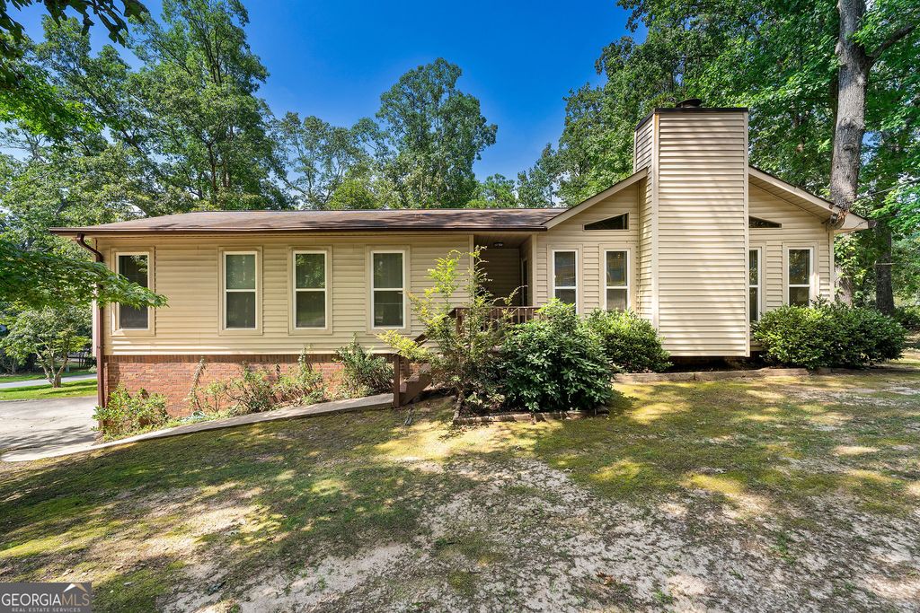 6650 Valley Hill Drive SW, Mableton, GA 30126