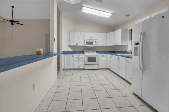 3108 LIVE OAK LANE 21, Palmetto, FL 34221