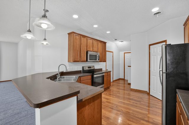 17173 Monroe Street NW, Elk River, MN 55330