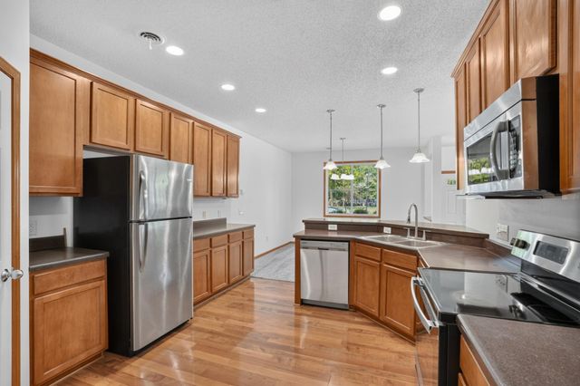 17173 Monroe Street NW, Elk River, MN 55330