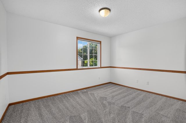 17173 Monroe Street NW, Elk River, MN 55330