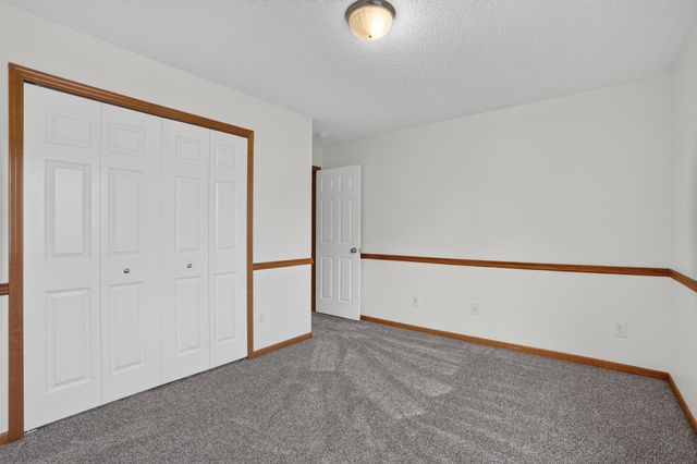 17173 Monroe Street NW, Elk River, MN 55330