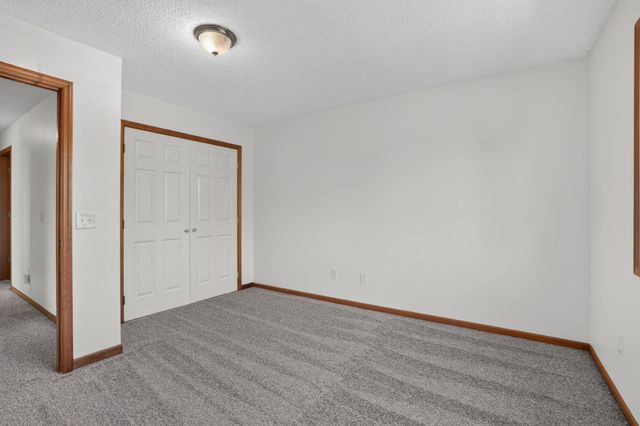 17173 Monroe Street NW, Elk River, MN 55330