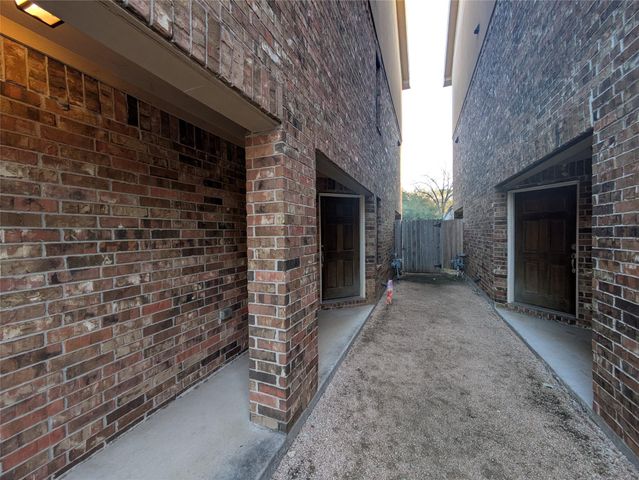 8114 Stoneyway Drive, Houston, TX 77040