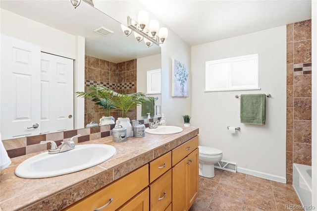 1618 Centennial Drive, Longmont, CO 80501