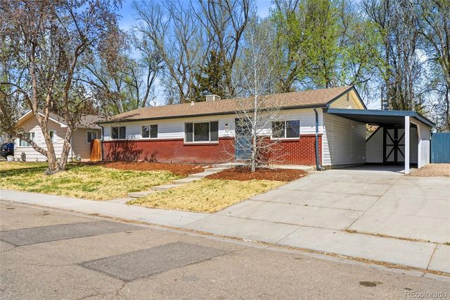 1618 Centennial Drive, Longmont, CO 80501