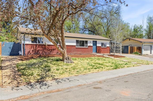 1618 Centennial Drive, Longmont, CO 80501