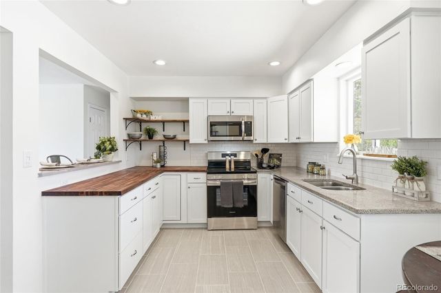 1618 Centennial Drive, Longmont, CO 80501