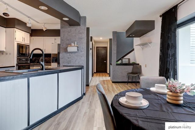 1032 Skyline Drive, Fremont, NE 68025