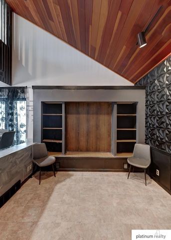 1032 Skyline Drive, Fremont, NE 68025