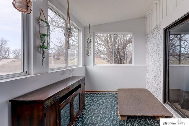 1032 Skyline Drive, Fremont, NE 68025