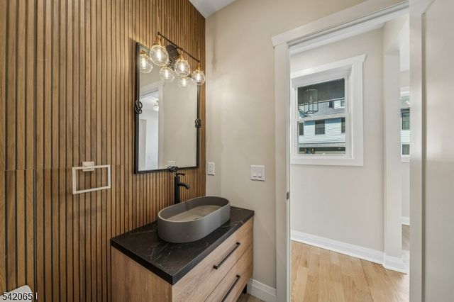 491 Central Ave 1, New Providence Boro, NJ 07974