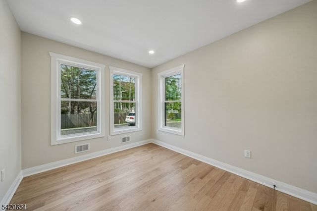 491 Central Ave 1, New Providence Boro, NJ 07974